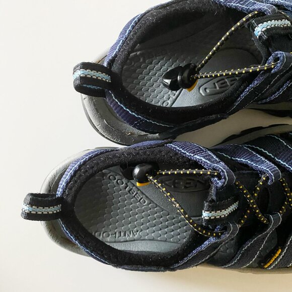 KEEN Men's Newport H2 Closed Toe Water Sandal Size 7 VERY GOOD - Picture 9 of 13